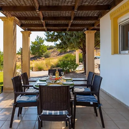 Villa Irene, Beautiful Escape, Lindos 10 Mins, Beach 4 Mins, Views 0 Mins Villa