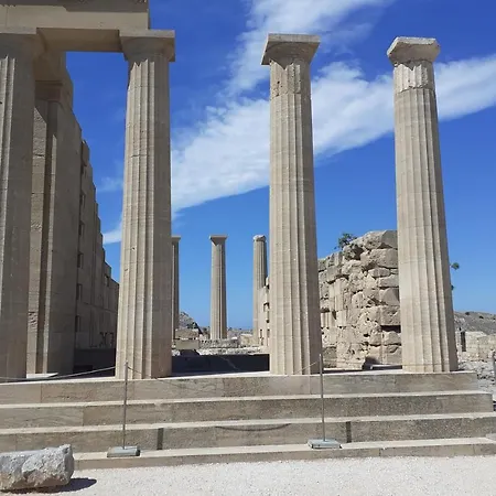 Villa Villa Irene, 3 Bed, Beach 3min; Lindos 10 mins